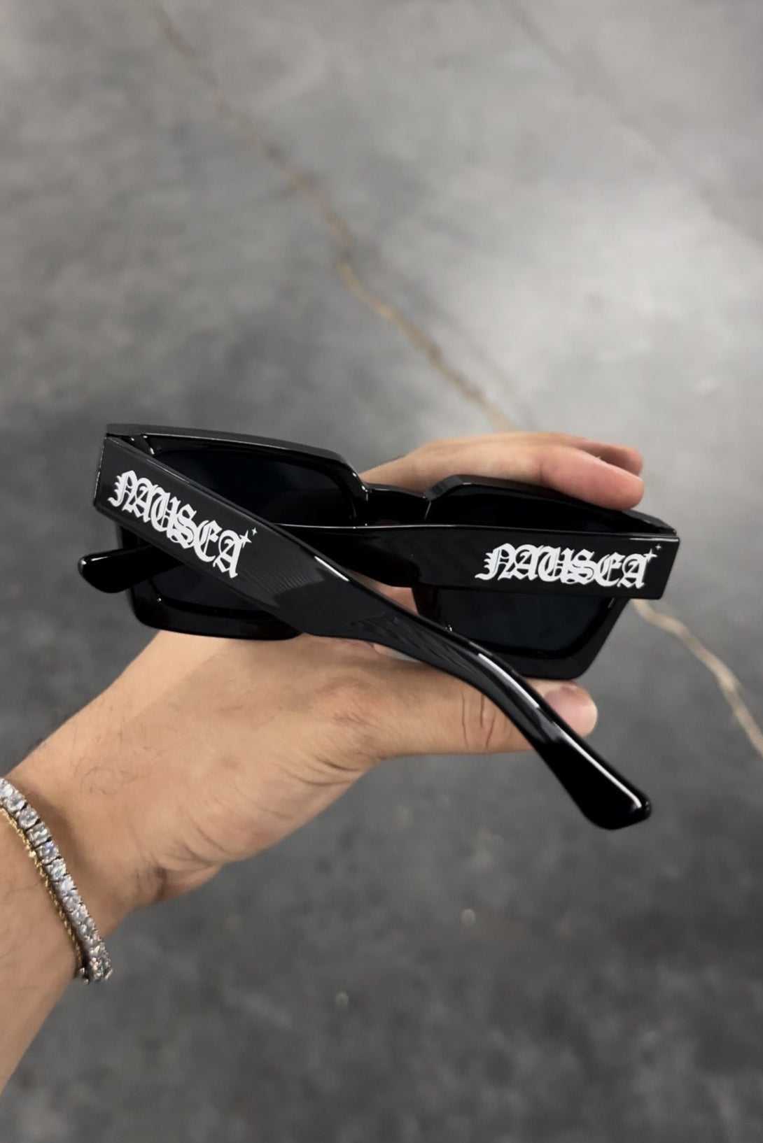 ONYX SHADES